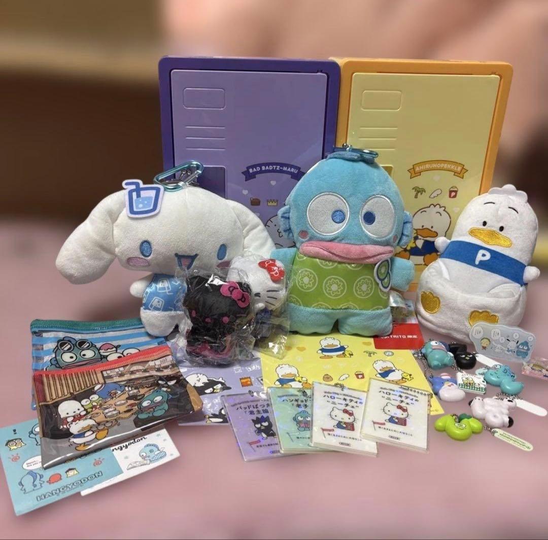 サンリオ グッズ シール キーホルダー がま口 ポーチ はぴたんぷい