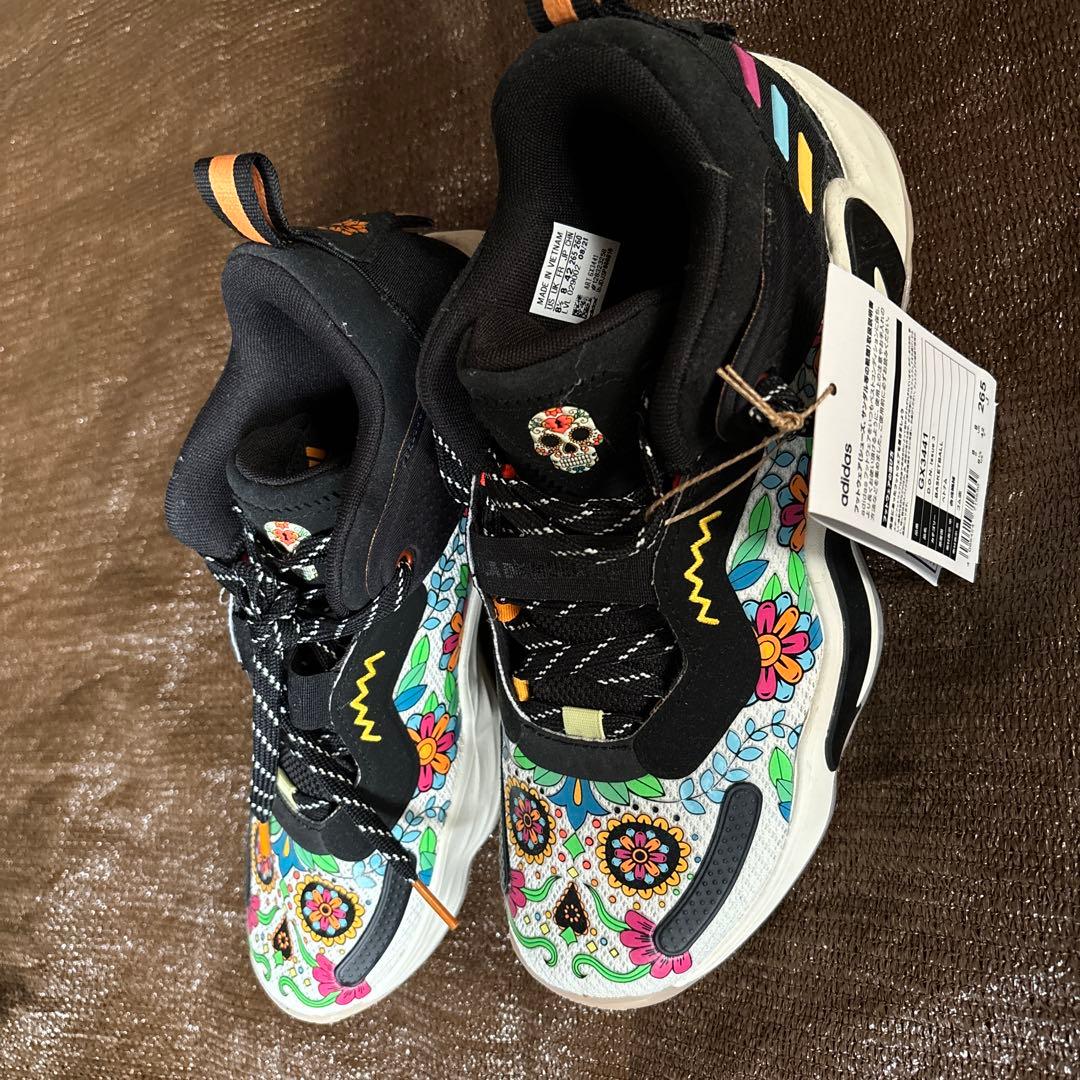 adidas GX3441 スニーカー スカル 柄