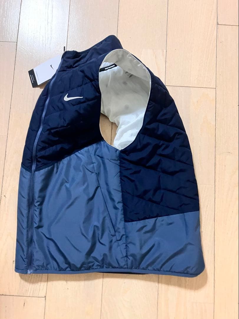 NIKE ランニングウェア ベスト 新品 メンズ アウター ナイキ L ネイビー