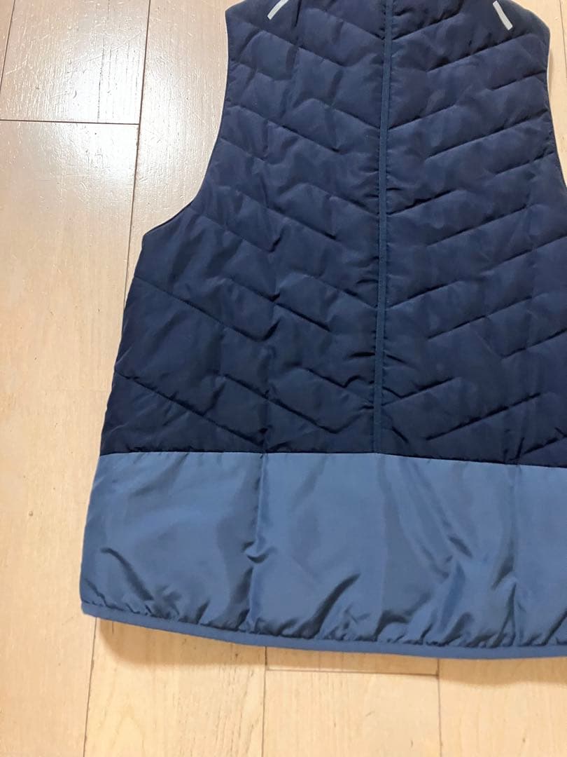 NIKE ランニングウェア ベスト 新品 メンズ アウター ナイキ L ネイビー