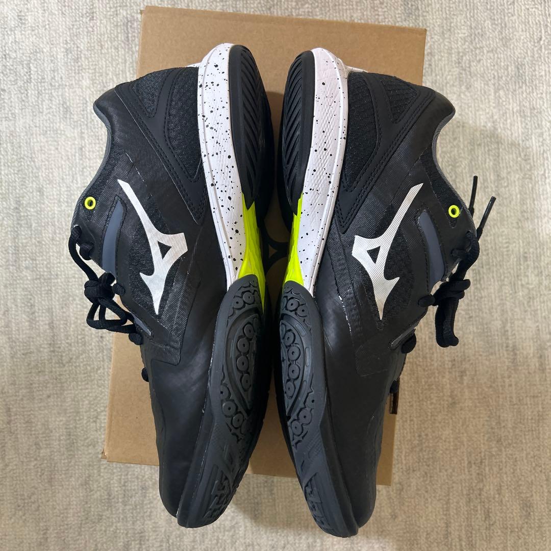 Mizunoバドミントンシューズウェーブクロー3ワイド26.5ブラック/イエロー