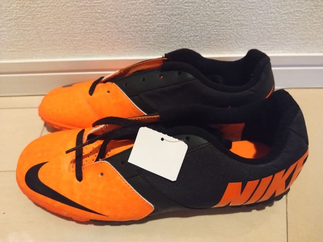 NIKE（ナイキ） FC247 ボンバ プロ Ⅱトレーニングシューズ