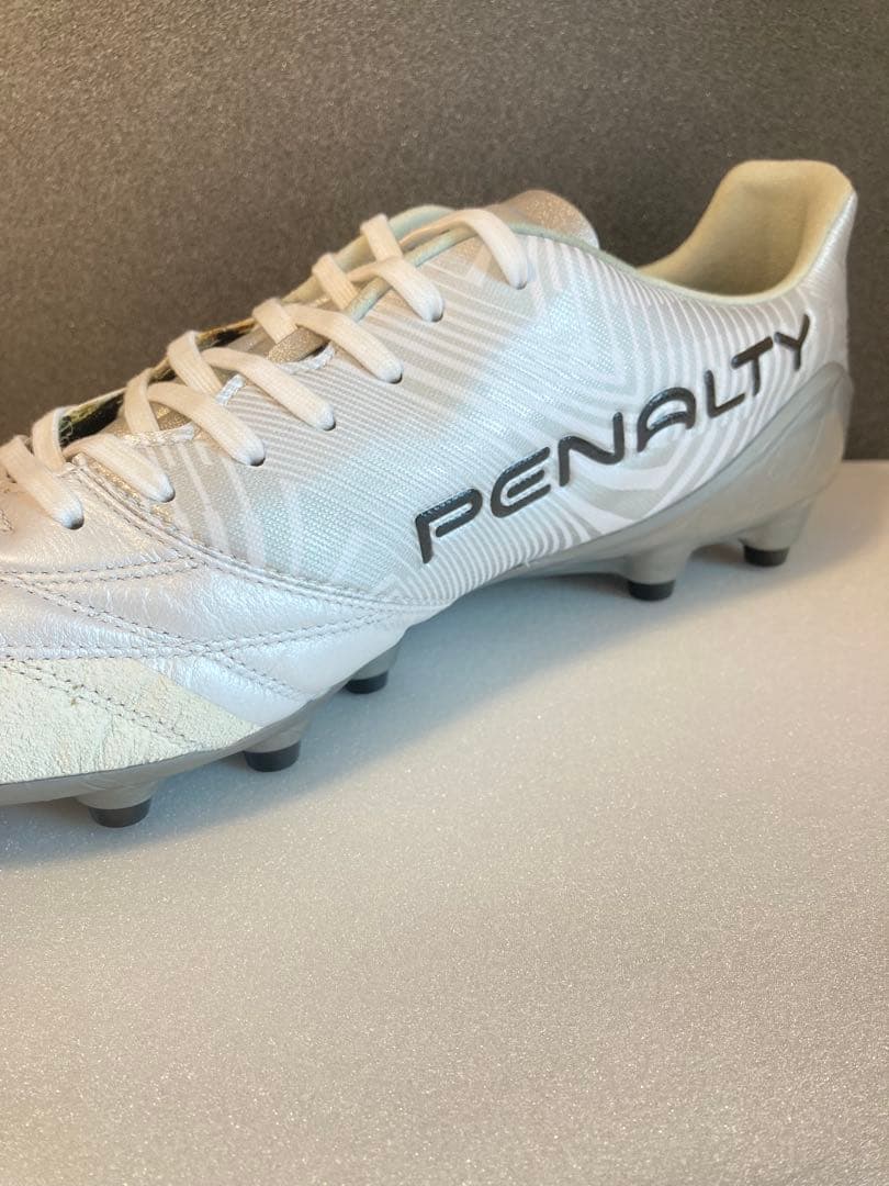 PENALTY ペナルティ　サッカー　スパイク　ホワイト/ブラック 【新品】