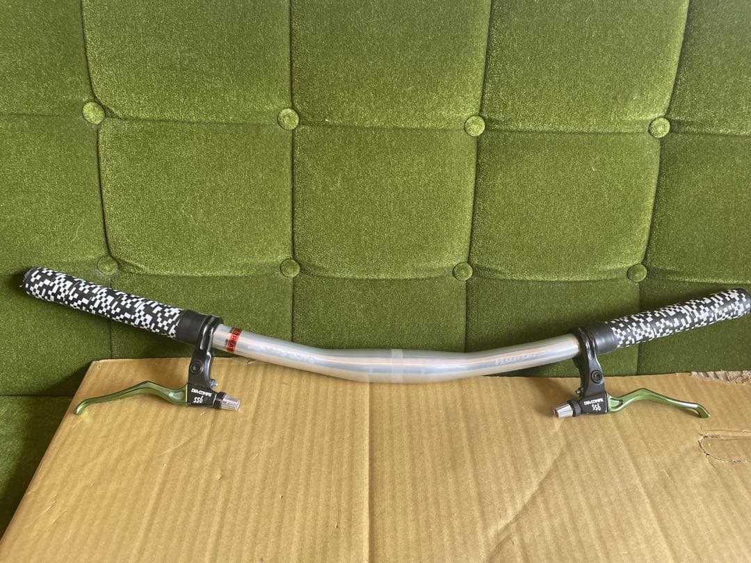 SMOOTH MOVE BAR ライザーバー　HUNTER CYCLES