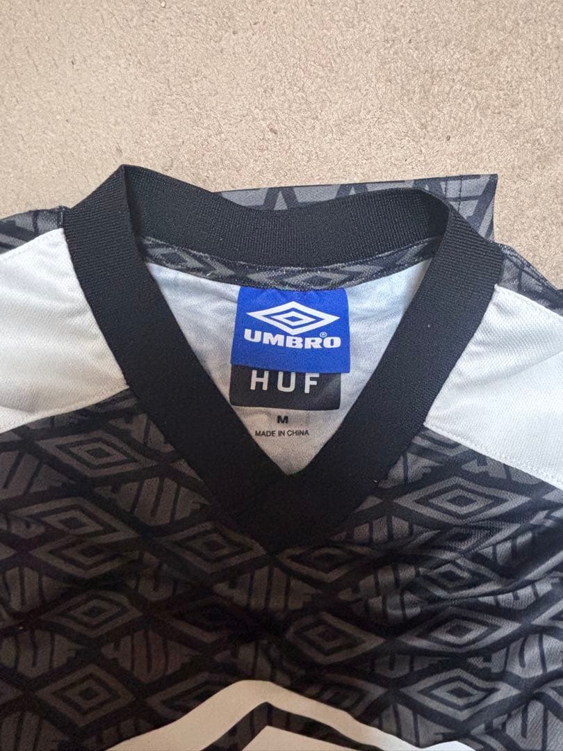 HUF Umbro コラボ ゲームTシャツ サイズM