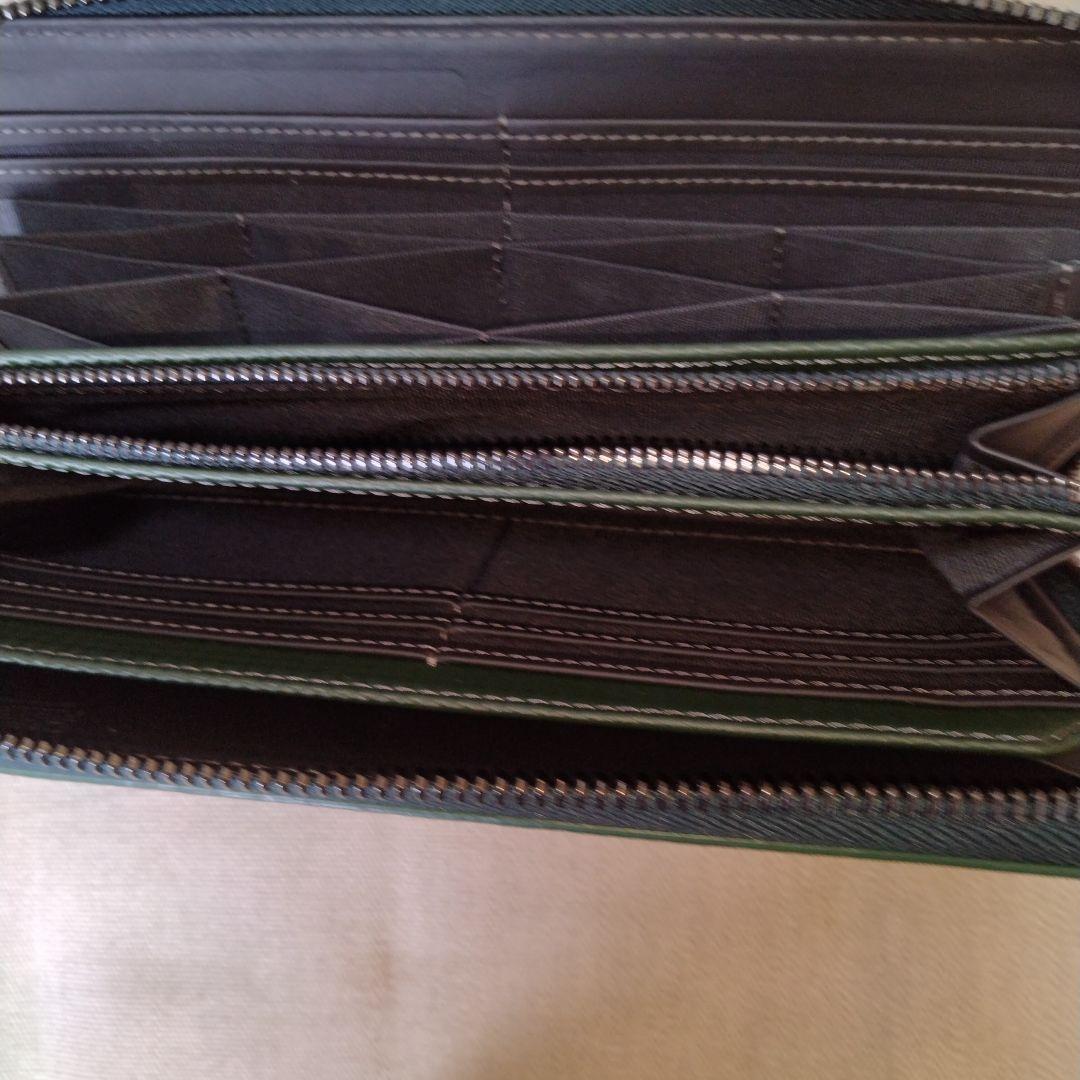 Neu interesse 長財布