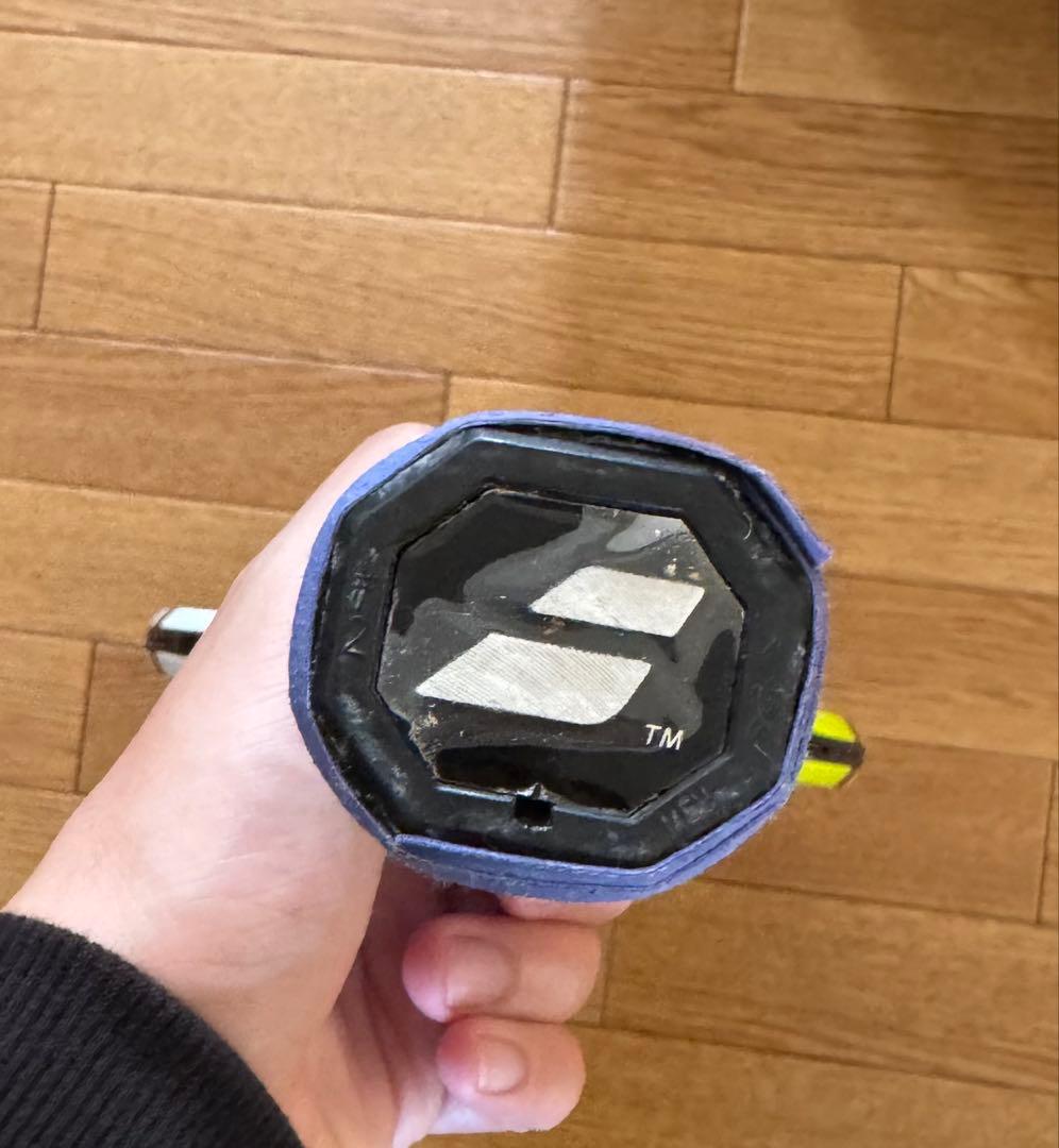 Babolat ピュアアエロ98 2023年モデル グリップ2