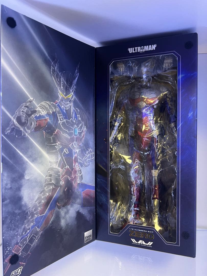 threezero ウルトラマン　ゼロ　ULTRAMAN SUIT フィギュア