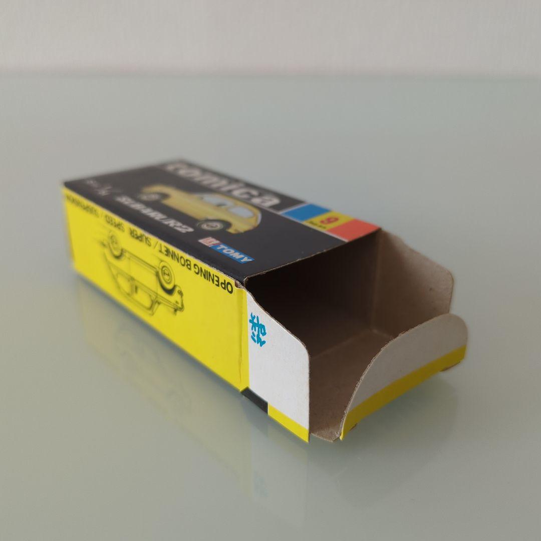 黒箱 トミカ SUBARU R2 色指定箱