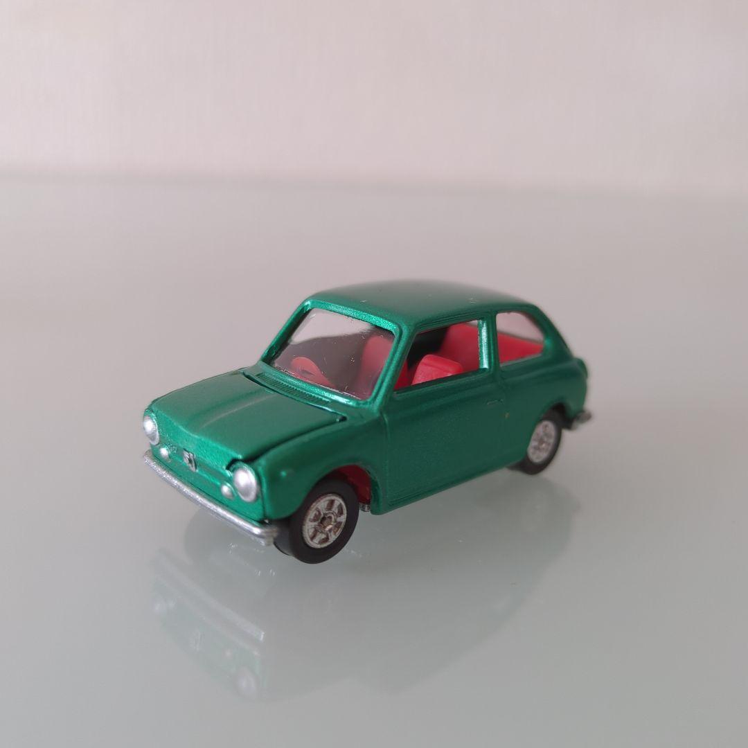 黒箱 トミカ SUBARU R2 色指定箱