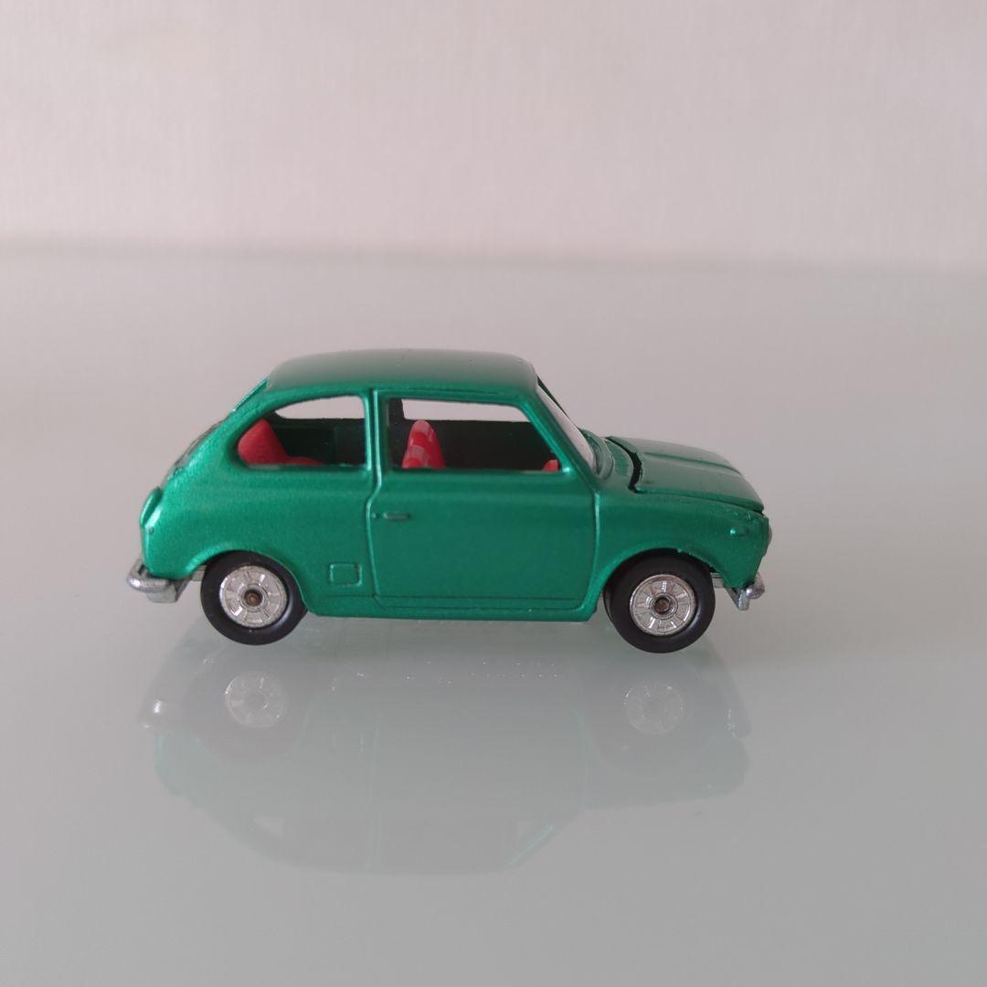 黒箱 トミカ SUBARU R2 色指定箱