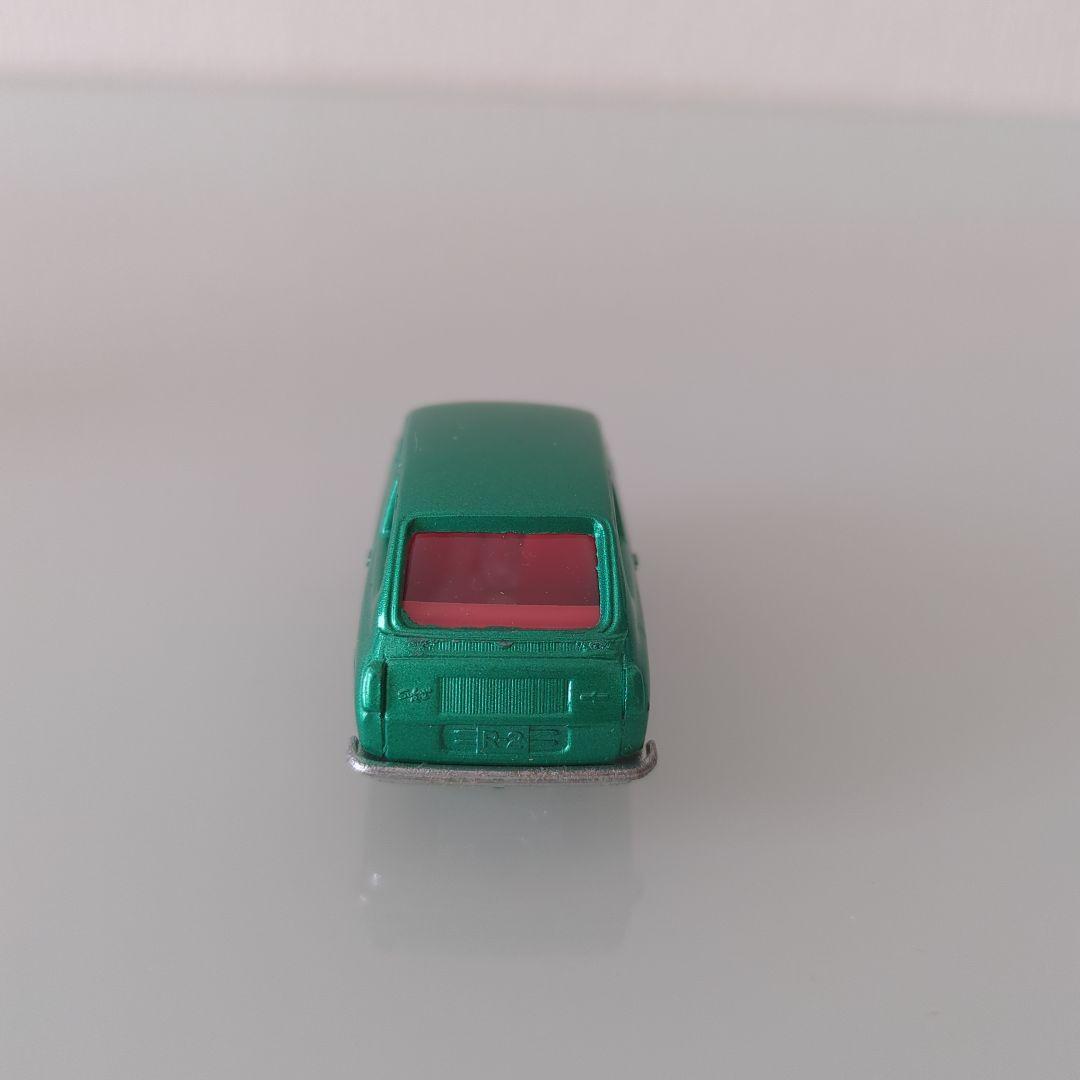 黒箱 トミカ SUBARU R2 色指定箱