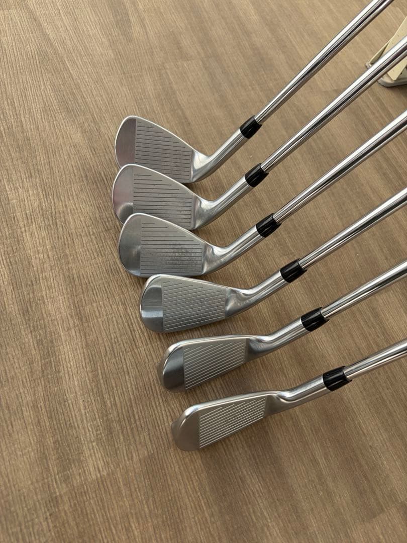 【送料無料】Titleist T100 DG アイアン5-9 P (46) 6本