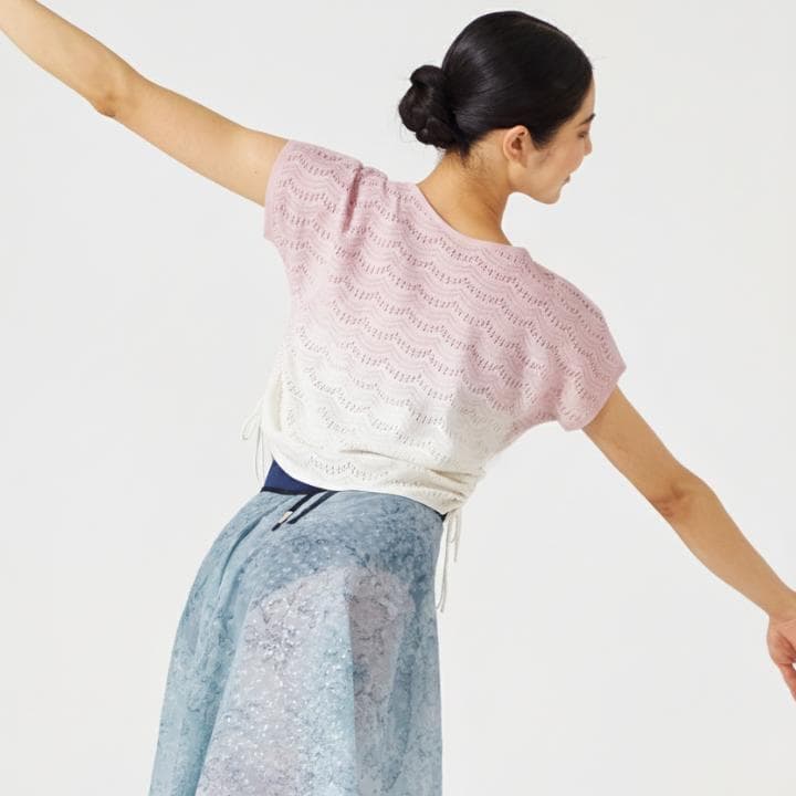 【新品】グラデーションTシャツ 着丈調節可 ノーソーイングニット M ピンク