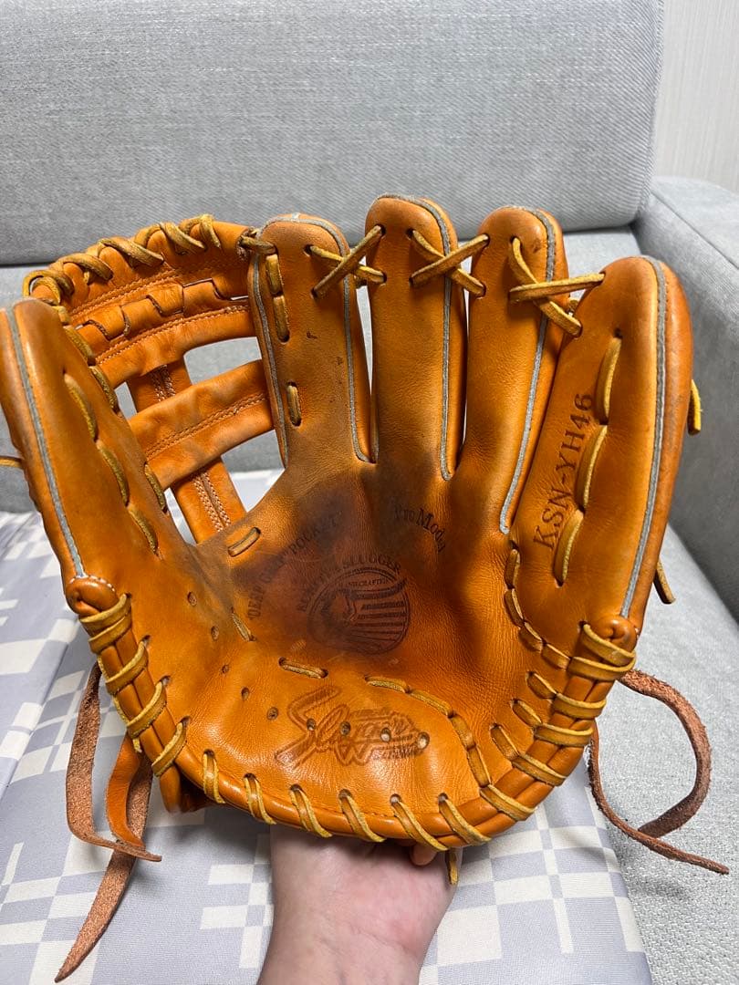 スラッガー 軟式内野手用グローブ