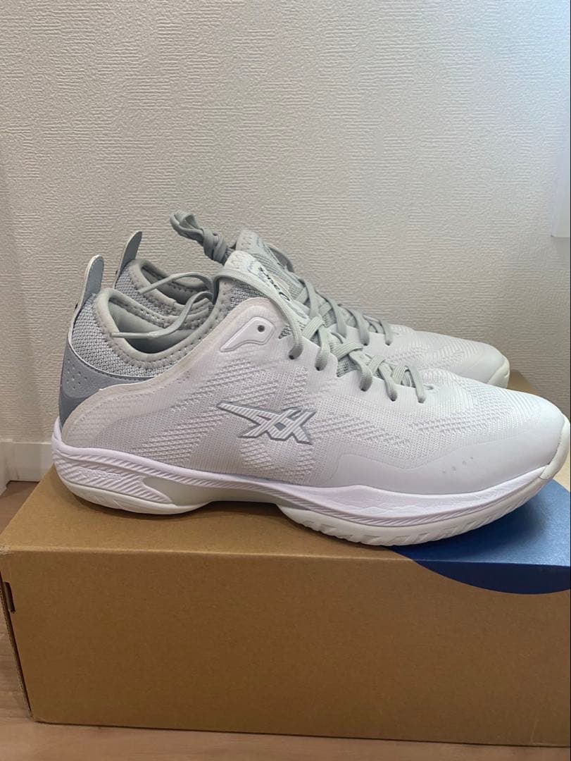 asics GLIDE NOVA ホワイト 26.0cm