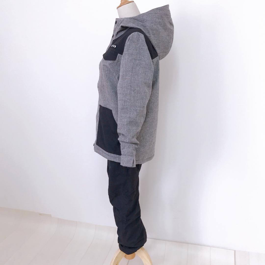 【美品】バートン　スノーボードウェア　ボーイズ　上下セット　グレー　子供用Ｌ