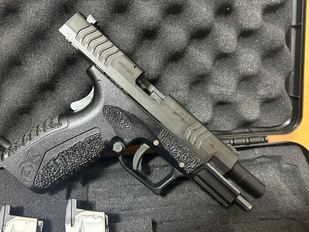 東京マルイ　ガスガン　XDM-40 ホルスターセット