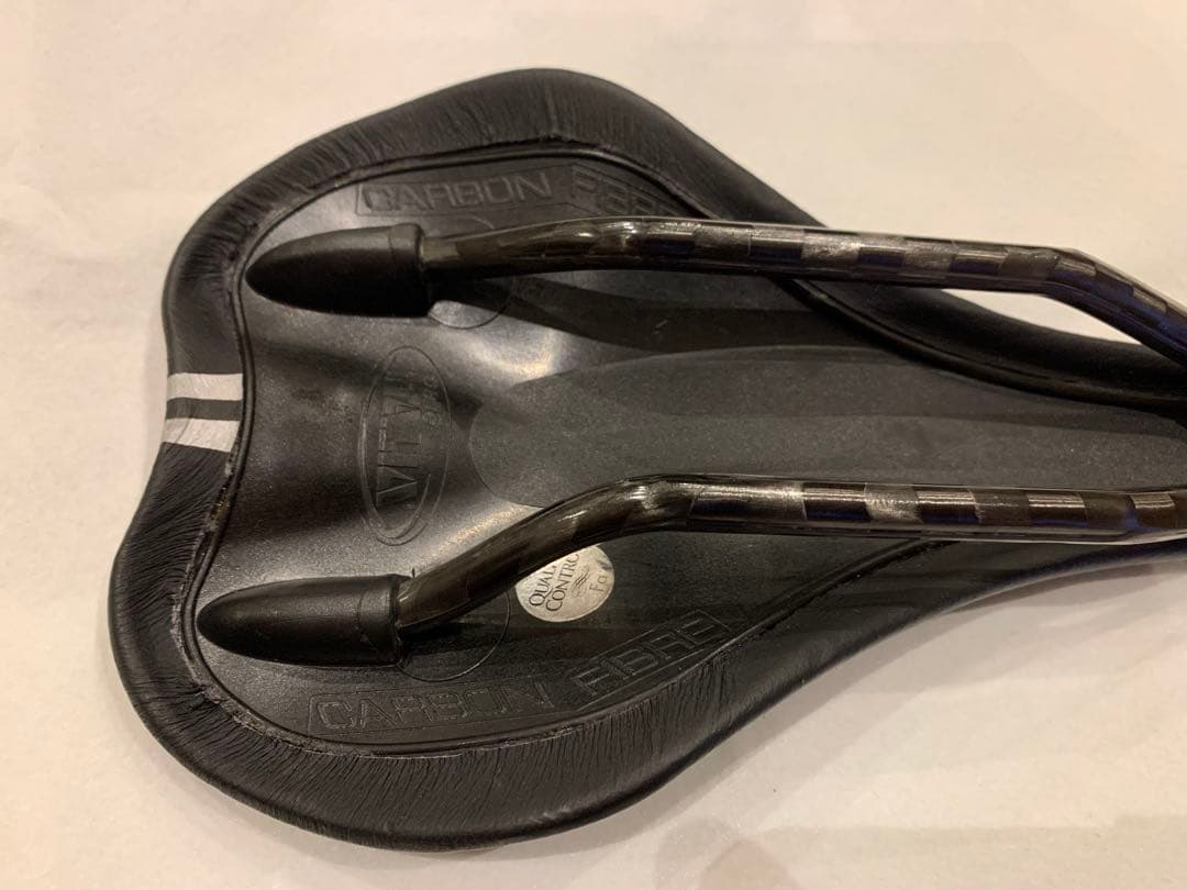 パーツ selle italia SLR CARBONIO 125g