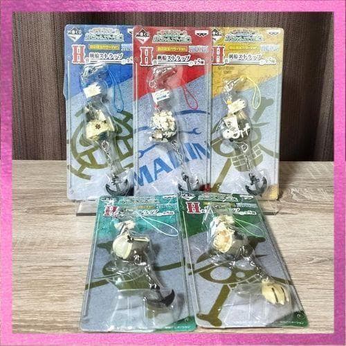 本日限定価格　ワンピース グッズ　一番くじ　フィギュアほか　コンプ品　レア品多数