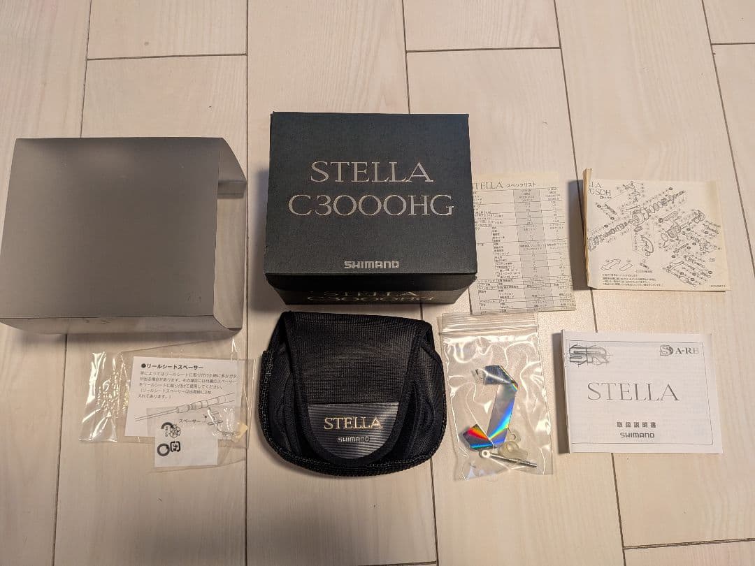 美品 07ステラ C3000HG スピニングリール