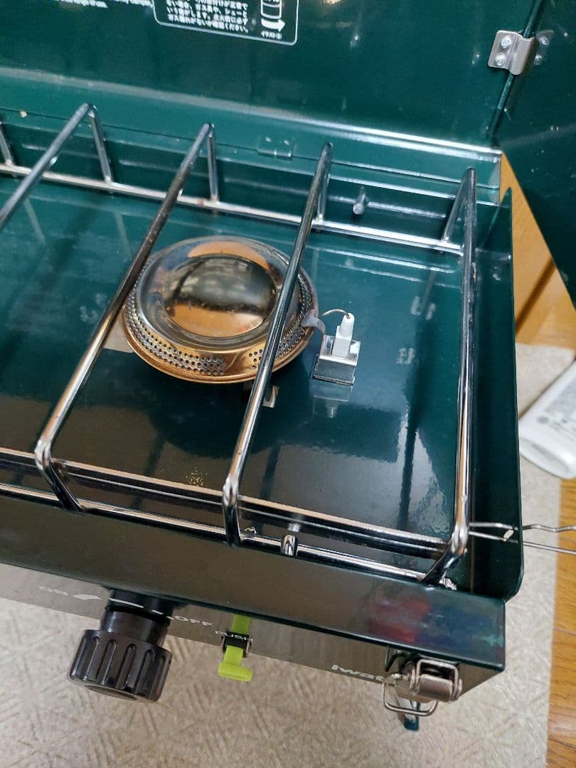 [希少品]イワタニ　ツインバーナーCB-55E　アウトドア　防災用