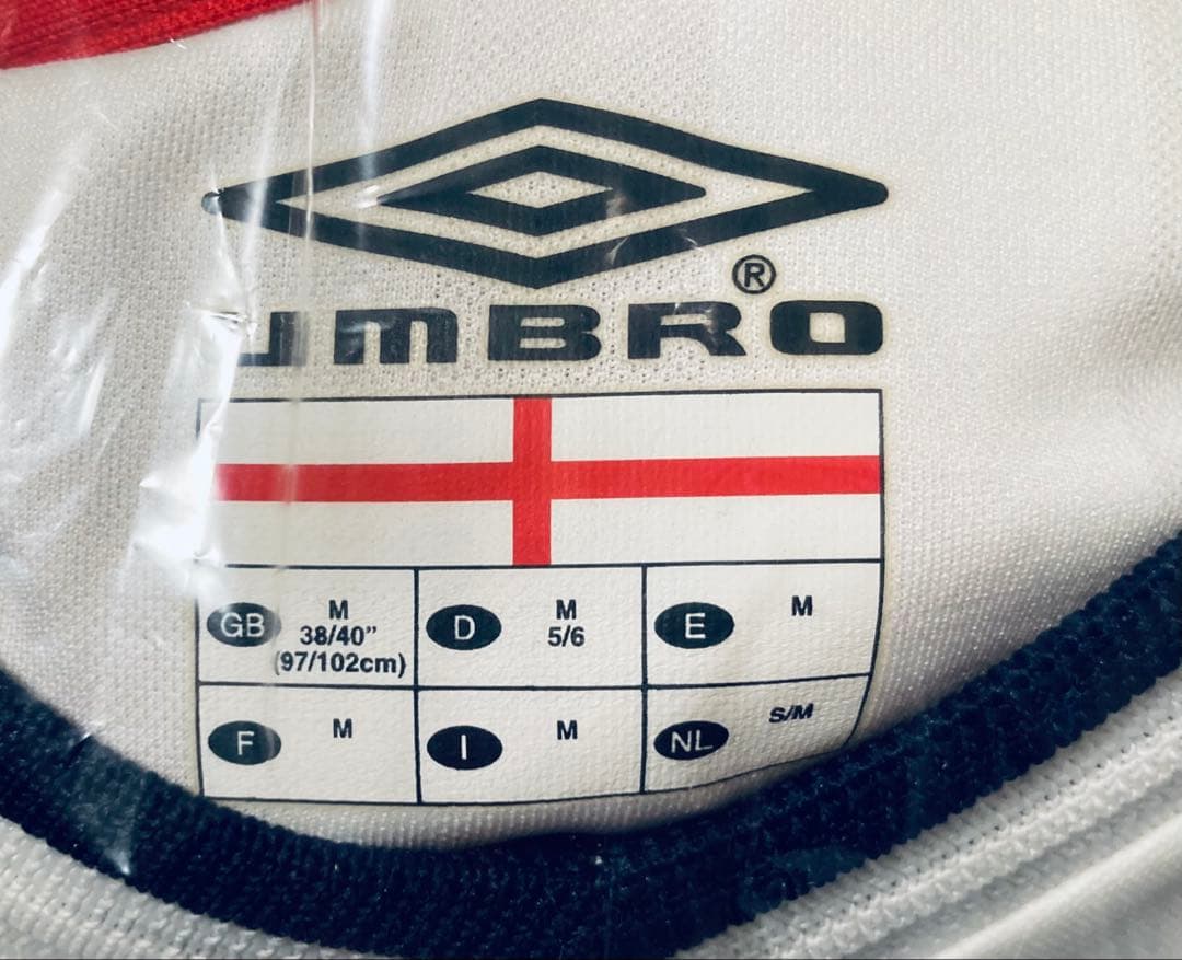 イングランド代表　「デイビッドベッカム ユニフォーム。UMBRO 2001 」