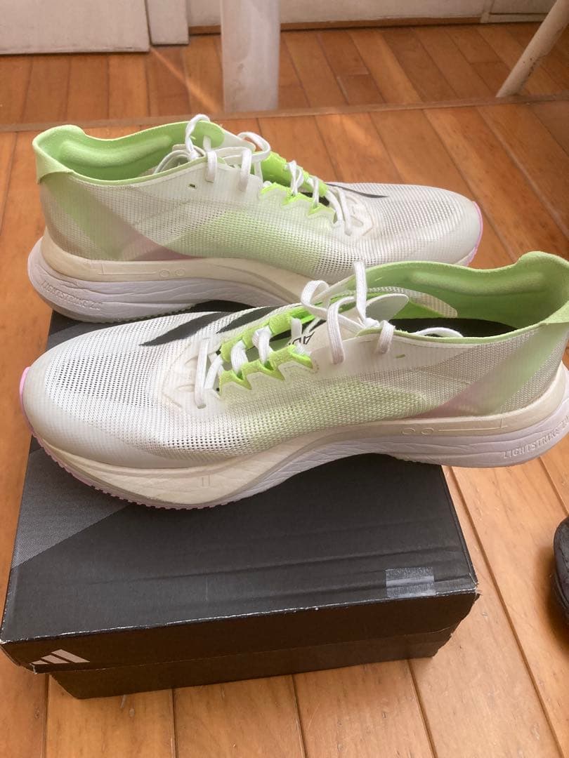 アディダス アディゼロ ボストン12 ランニングシューズ 27cm