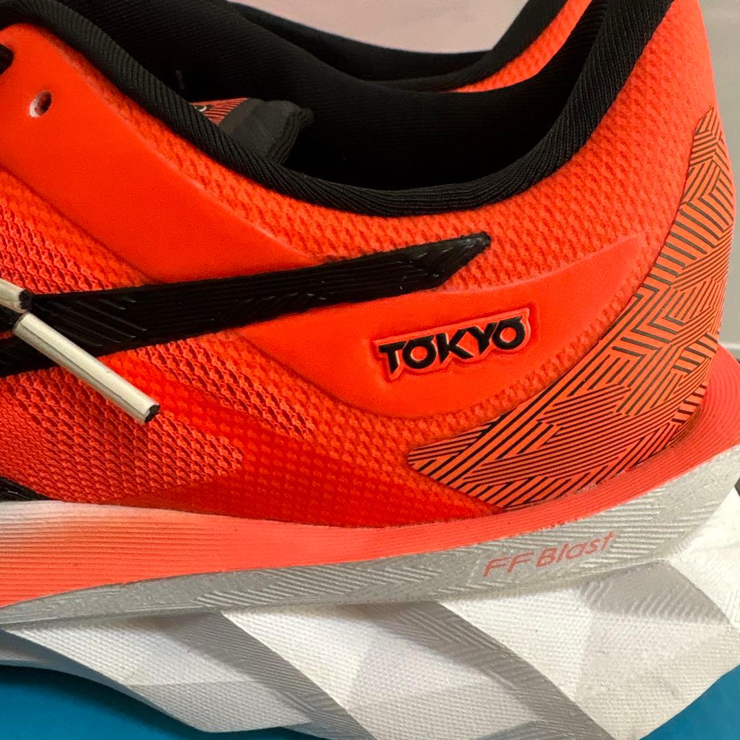 ASICS NOVABLAST TOKYO 1011B072 アシックス