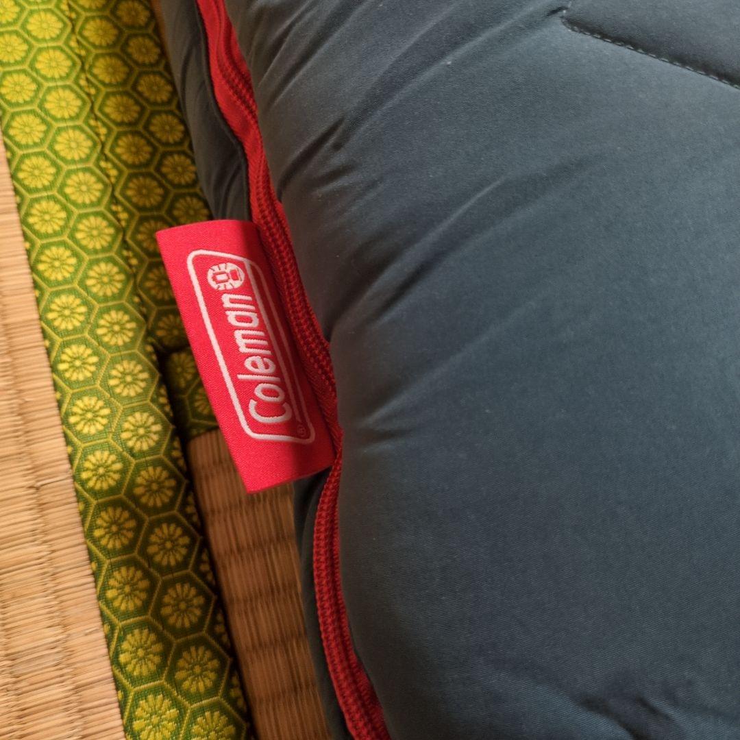 Colemanマルチレイヤースリーピングバッグ　コールマン寝袋