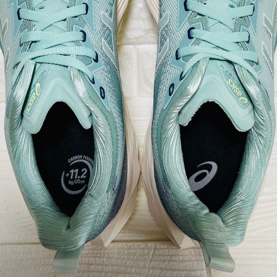 【美品】ASICS NOVABLAST4 27cm ランニングシューズ