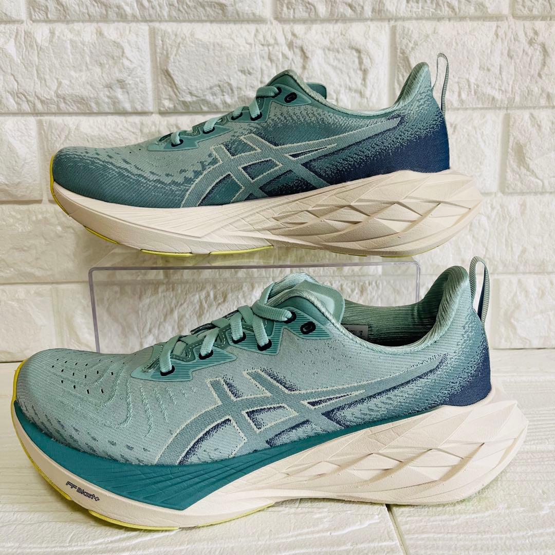 【美品】ASICS NOVABLAST4 27cm ランニングシューズ