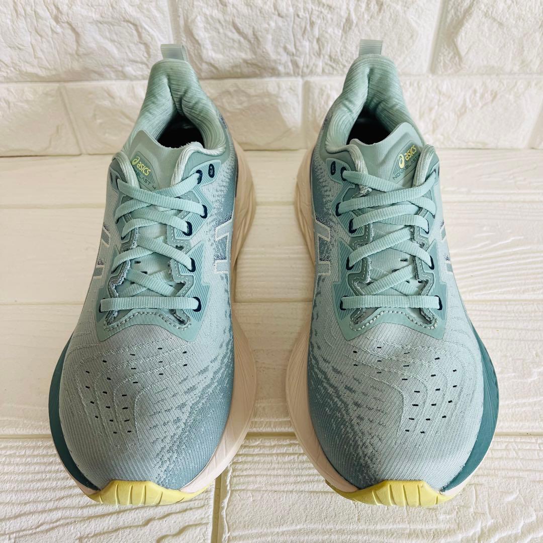【美品】ASICS NOVABLAST4 27cm ランニングシューズ