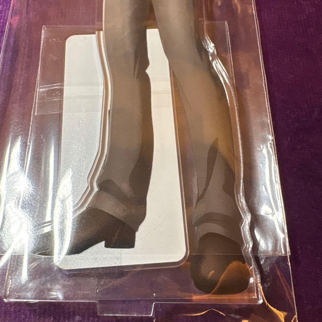 進撃の巨人　新宿マルイ　コラボ　アクスタ　エルヴィン　リヴァイ