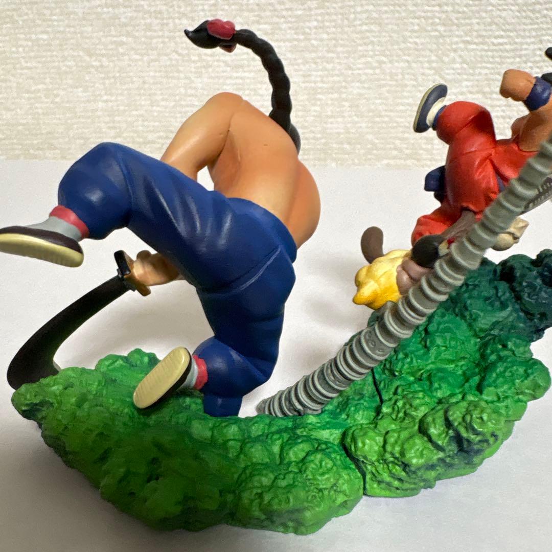 ドラゴンボールカプセル　孫悟空 vs タオパイパイ(桃白白)