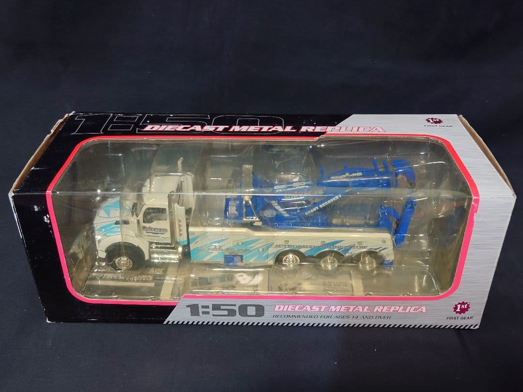 FirstGearアメリカトラック野郎レッカー車ミニカーKenworthT880