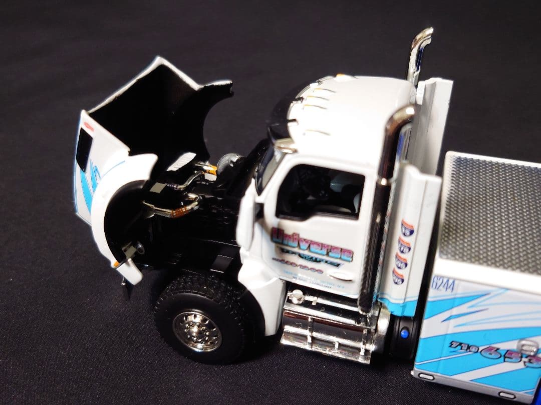 FirstGearアメリカトラック野郎レッカー車ミニカーKenworthT880