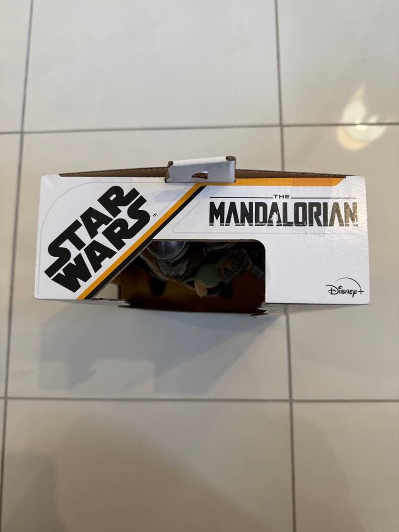 スター・ウォーズ マンダロリアン & グローグー フィギュア