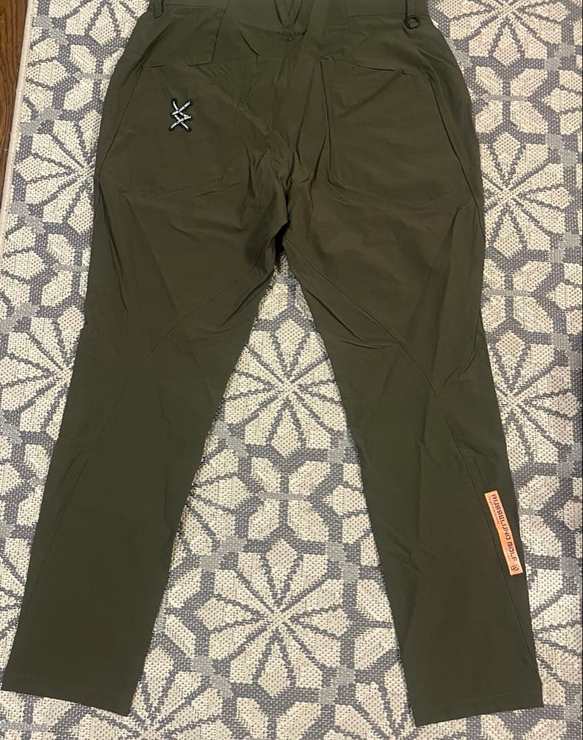 土日限定価格！Russeluno ラッセルノ　ゴルフパンツ