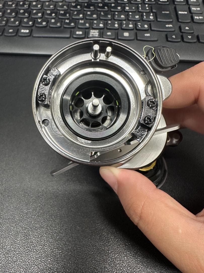 シマノ 23カルカッタ コンクエスト BFS HG 左 　ベイトリール