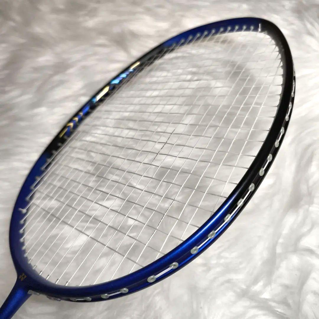 美品 YONEX バドミントンラケットNANOFLARE 200