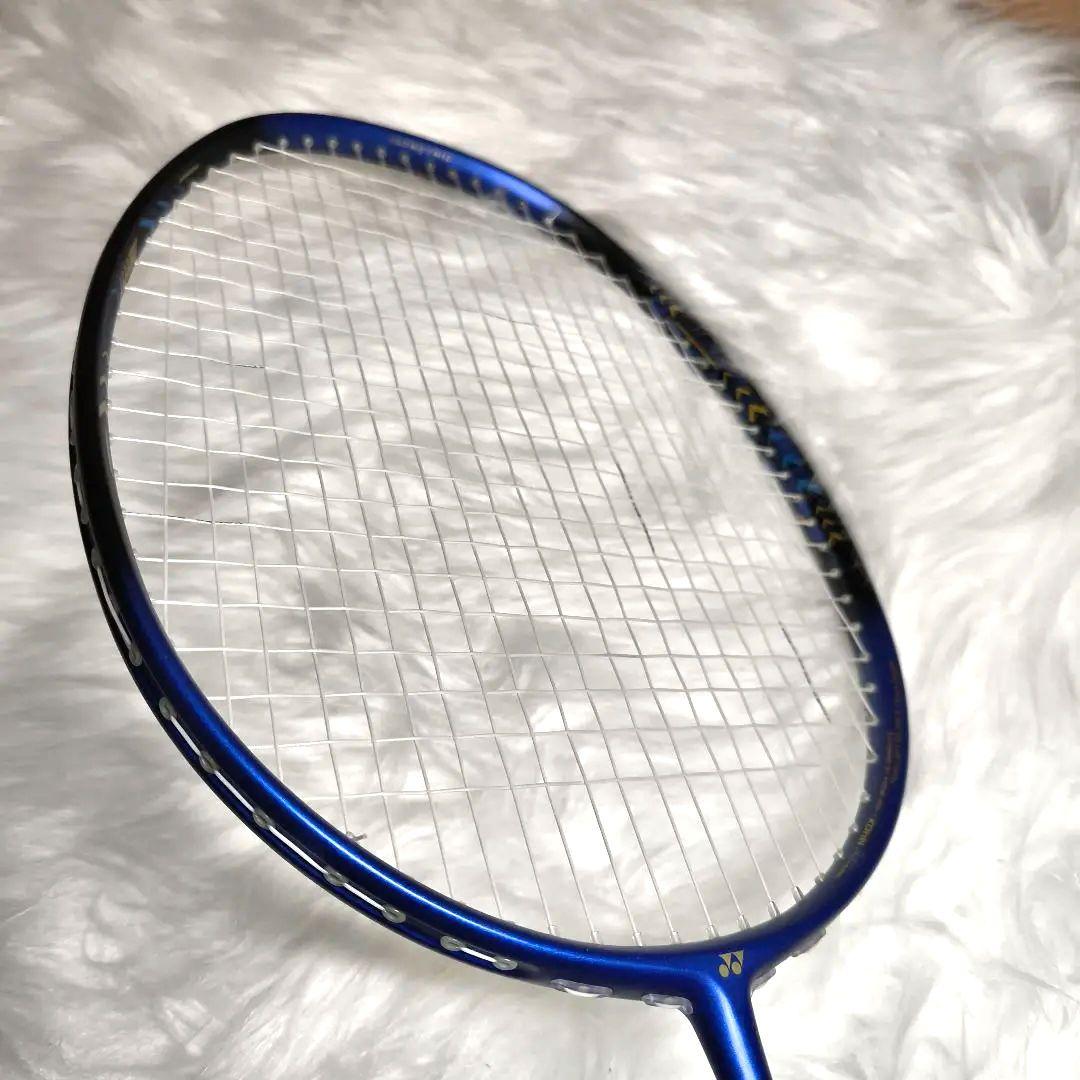 美品 YONEX バドミントンラケットNANOFLARE 200