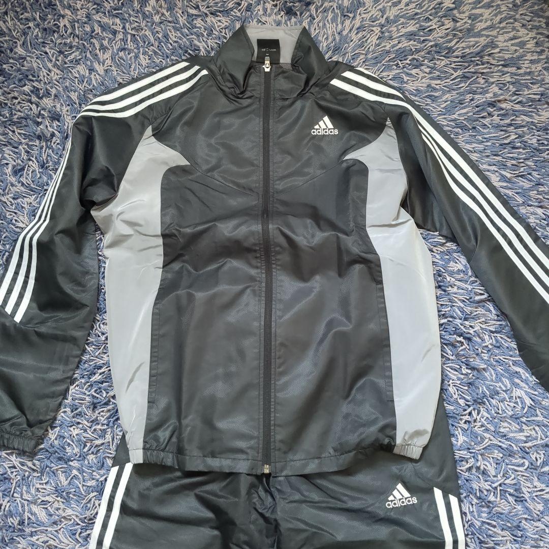 adidasアディダス　セットアップ