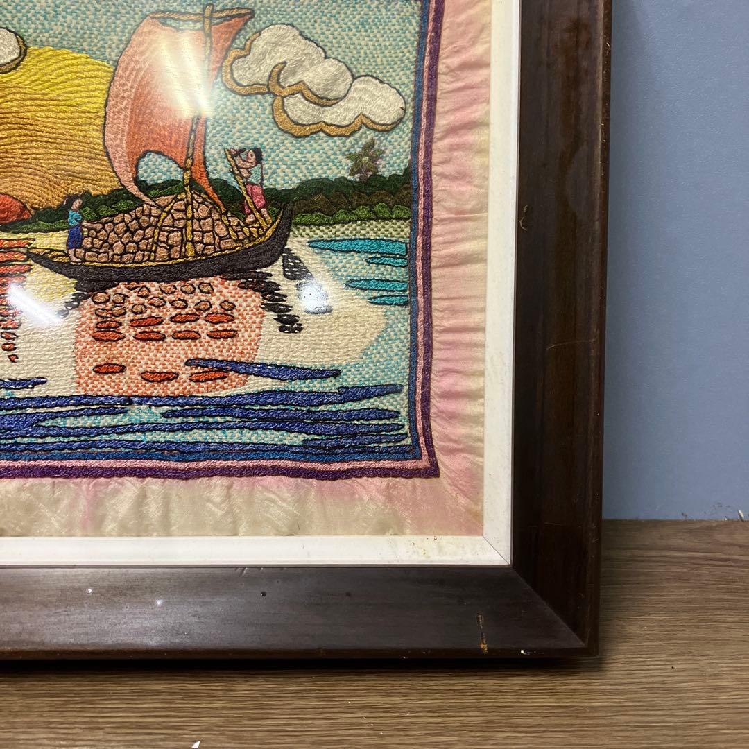刺繍 額装 壁掛け 風景画 夕日と帆船 アジアンアート 伝統工芸 立掛け