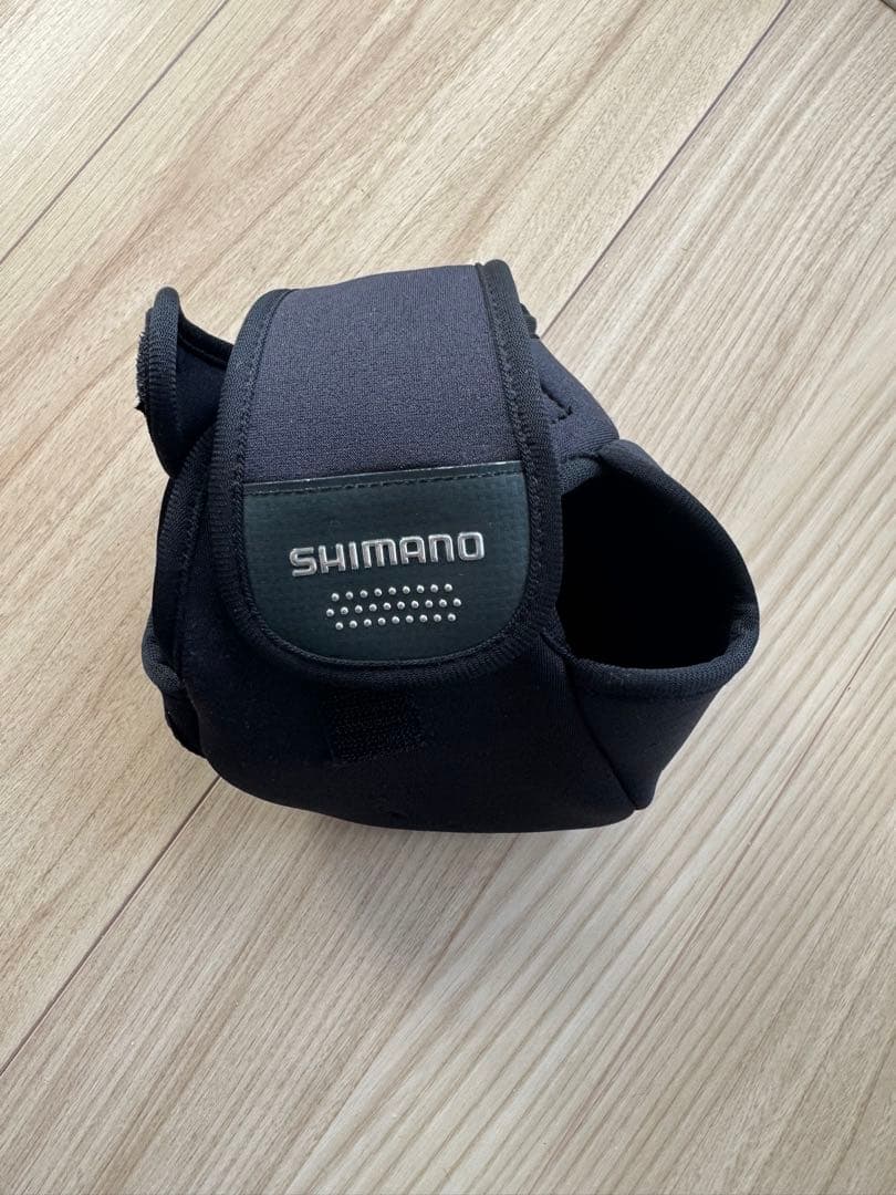 【日曜Sale‼️】シマノ 22 ビーストマスター 2000 右ハンドル