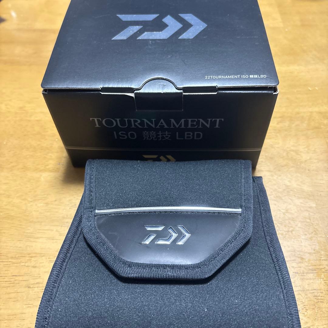 ダイワ　22 TOURNAMENT スピニングリール