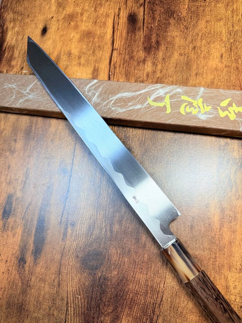 森本光一作　左用　刺身 切付　青鋼 紋鍛錬 尺　ウェンジ白水牛八角柄