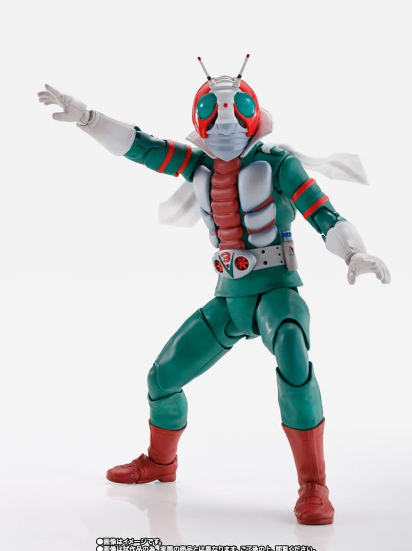 S.H.Figuarts 真骨彫製法 仮面ライダーV3　新品　フィギュアーツ