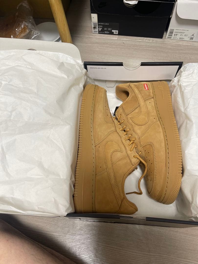 supreme nike スニーカー