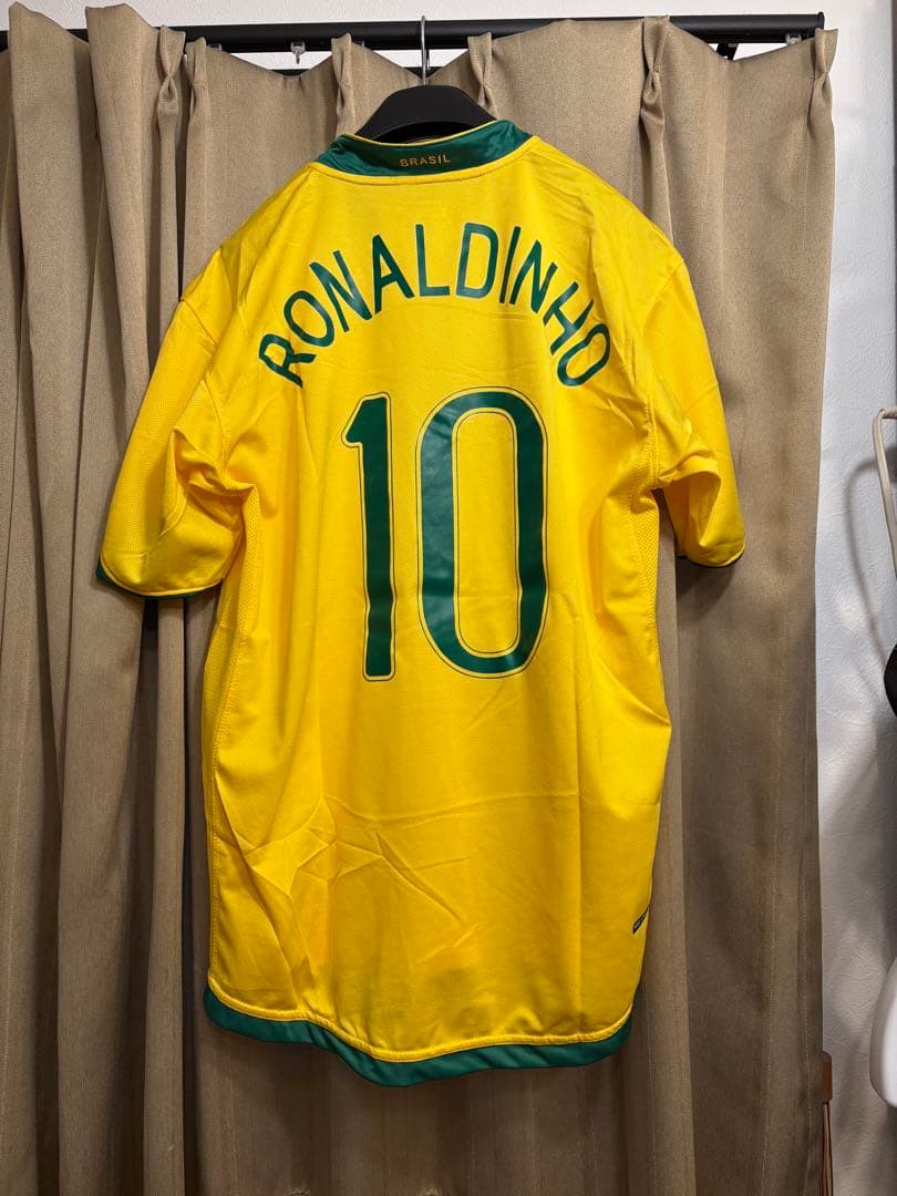ブラジル代表 ロナウジーニョ選手　ユニフォーム